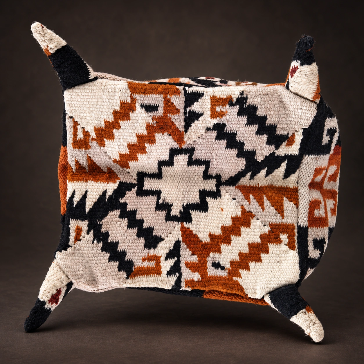 Gorro Wari Textil — Modelo 1 - Vista 2