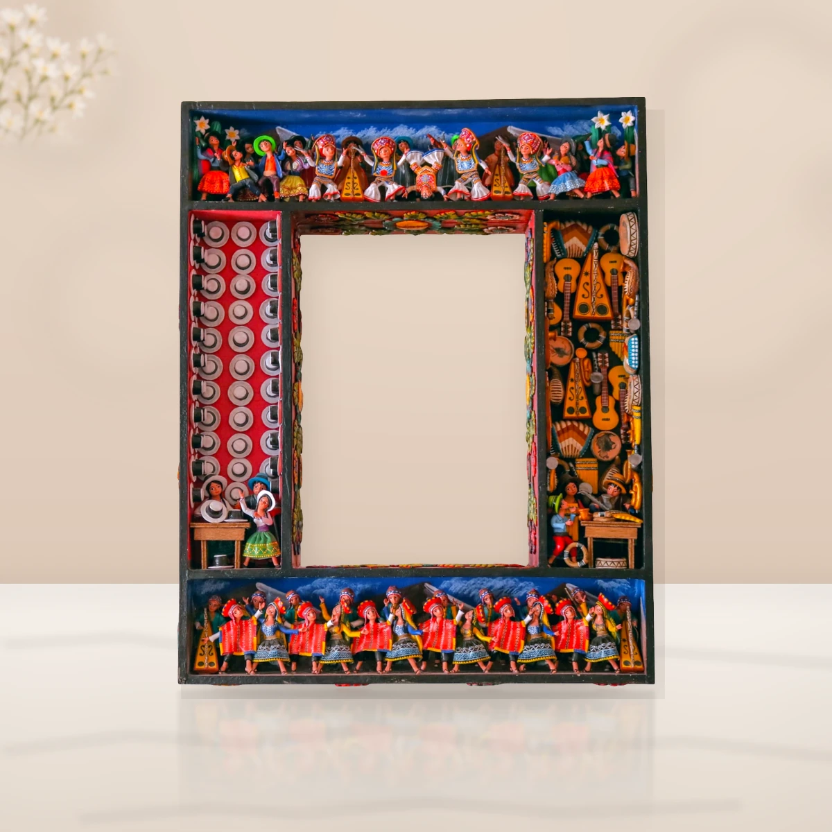 Retablo multiescena: Danzante de Tijeras, Taller de Instrumentos, Taller de Sombreros Huamanguinos y Danza Valicha Cusco - Vista 1