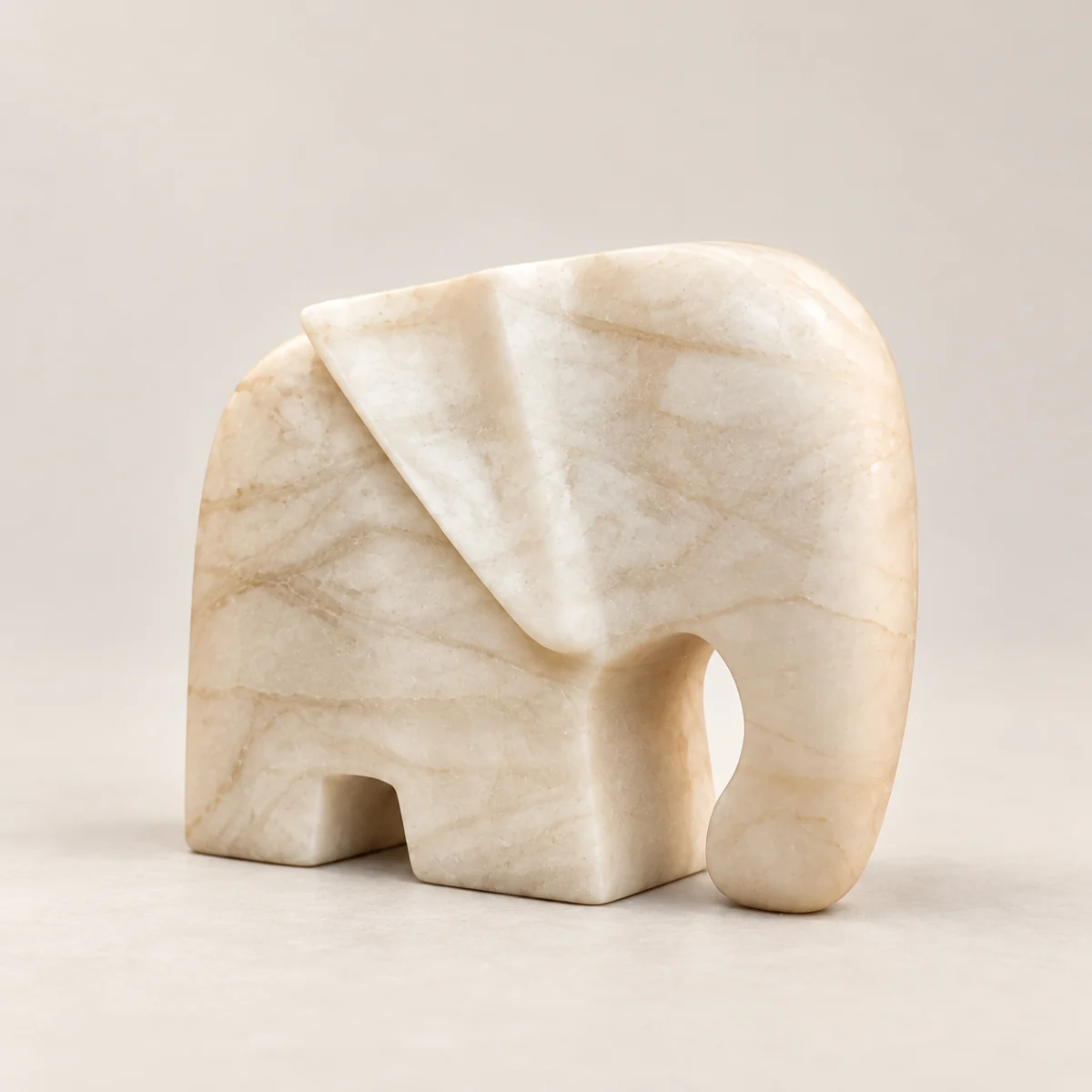 Huamanga Stone Elephant on a Carved Base (8 cm)